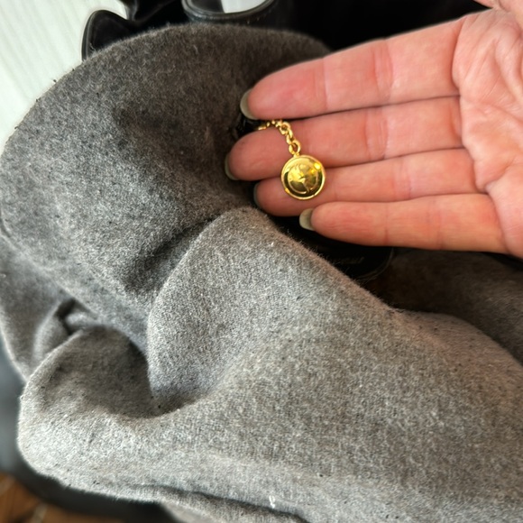 Gucci black leather Diana bag with bamboo handle - Picture 11 of 13